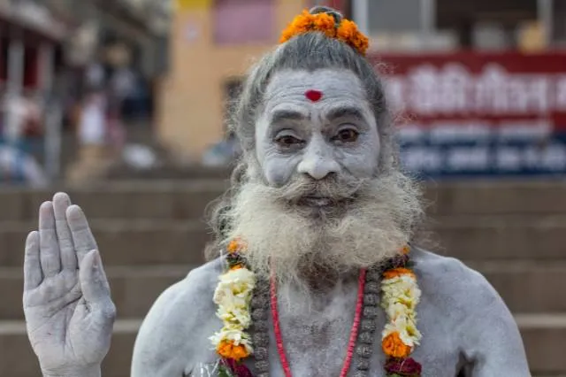 sadhu en varanasi